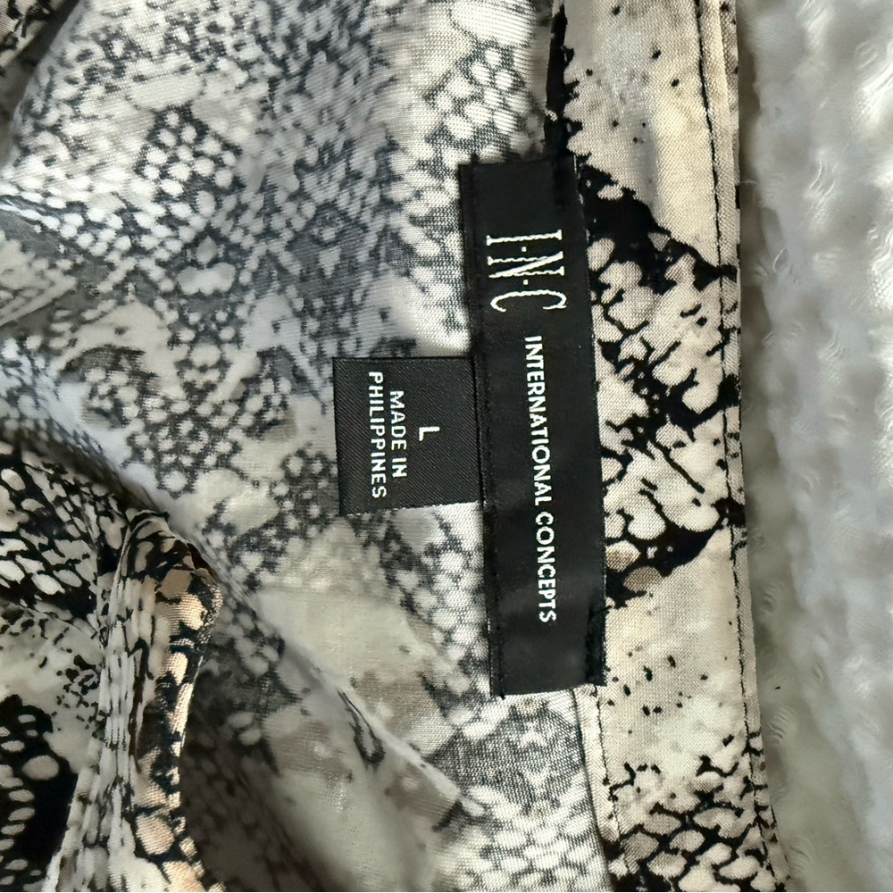 INC International Concepts Black and Cream Patterned Blouse - Picture 4 of 4